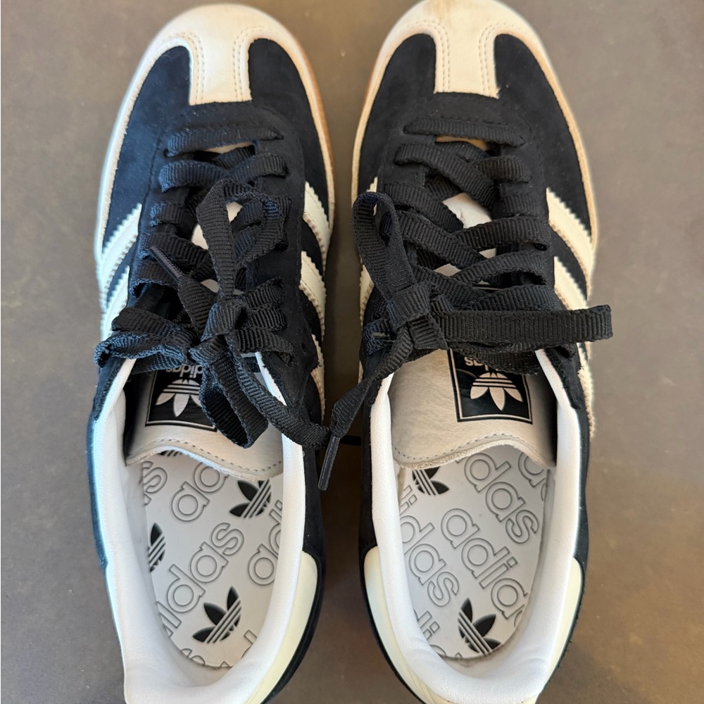 Adidas Samba Black and cream  Shoes - Picture 2 of 6